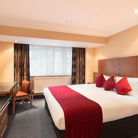 Ramada Hatfield Хатфилд Экстерьер фото
