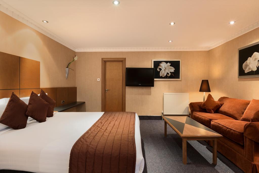 Ramada Hatfield Хатфилд Экстерьер фото