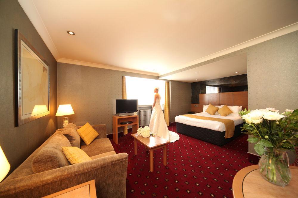 Ramada Hatfield Хатфилд Экстерьер фото