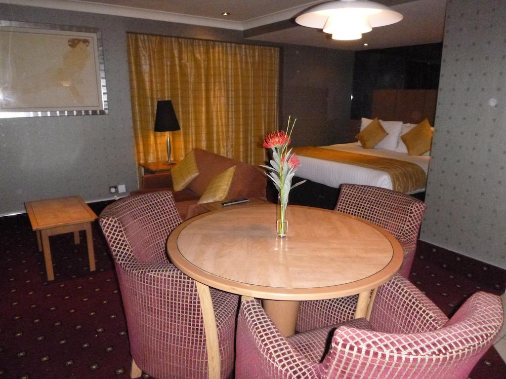 Ramada Hatfield Хатфилд Номер фото