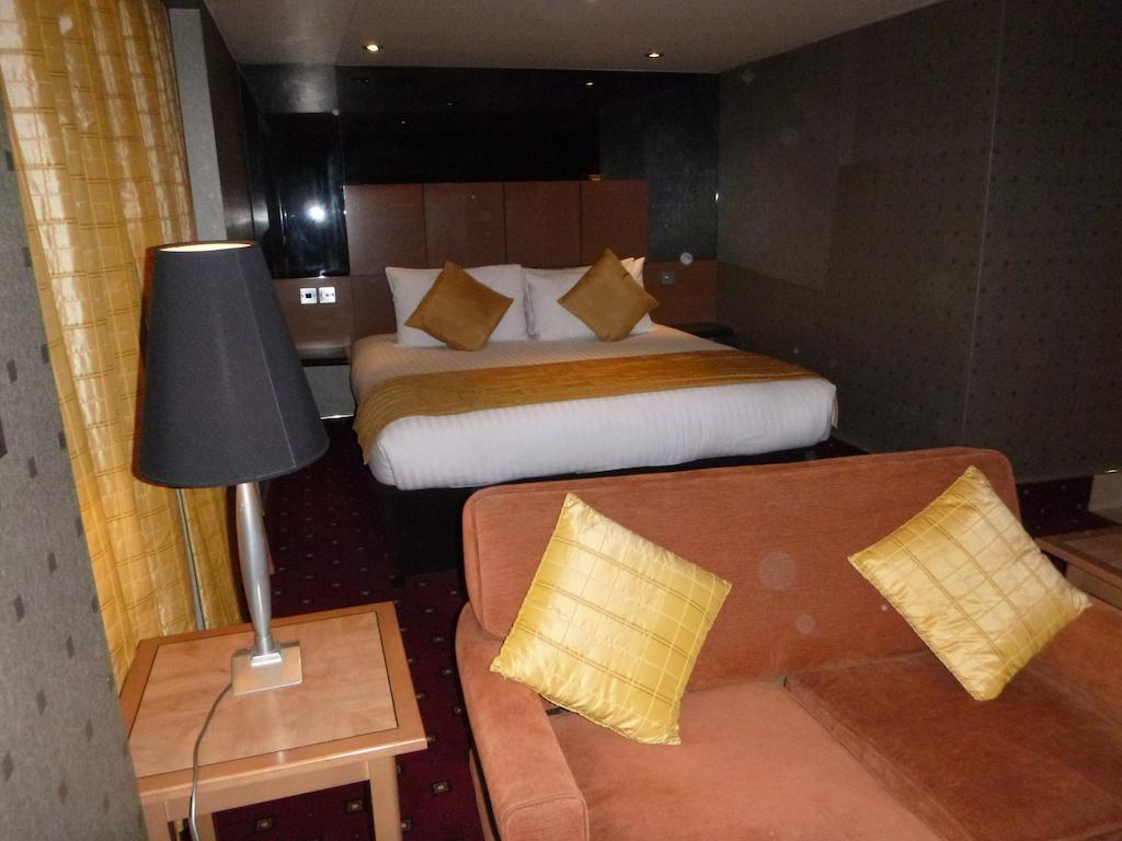 Ramada Hatfield Хатфилд Номер фото