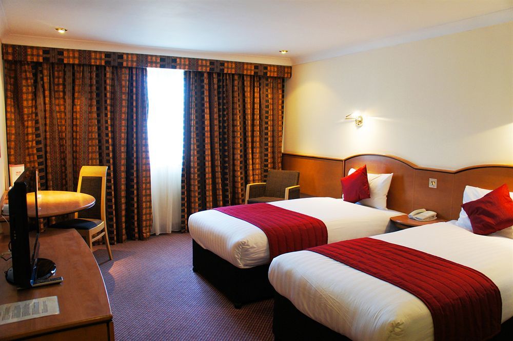 Ramada Hatfield Хатфилд Экстерьер фото